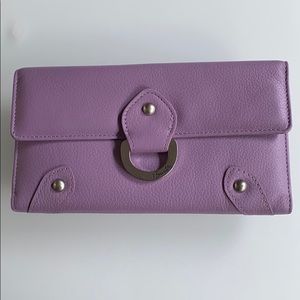 Burton Lavendar Leather Wallet Brand New CUTE !!!
